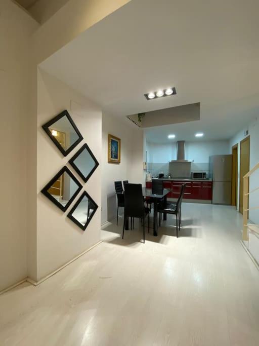 Luxury Complete Building In The Heart Of إشبيلية المظهر الخارجي الصورة