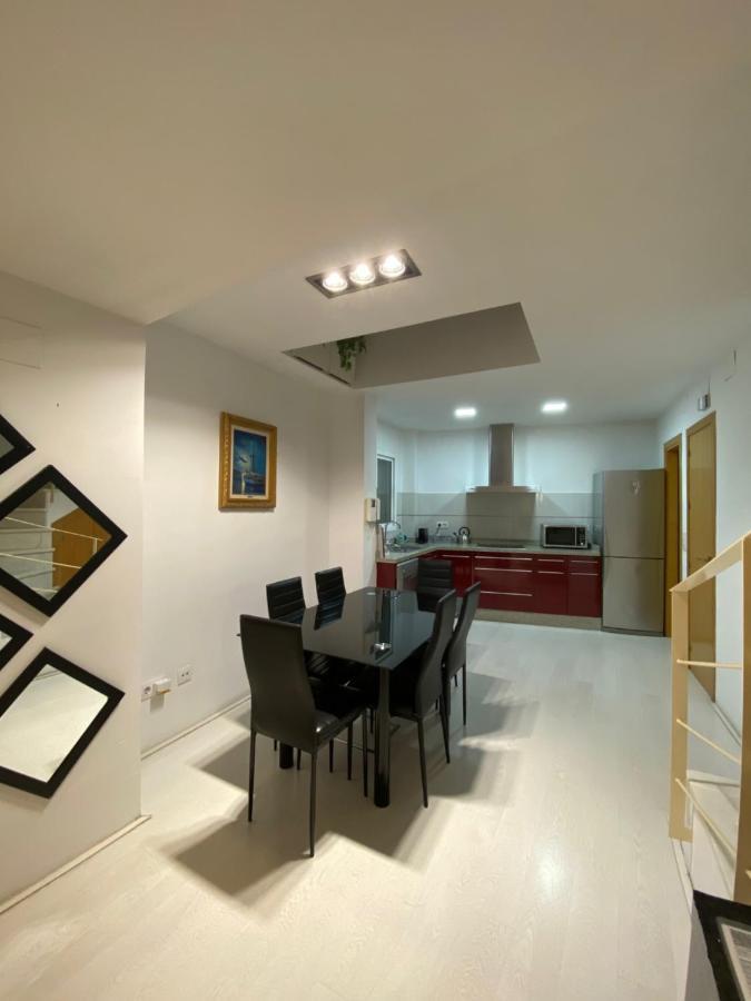 Luxury Complete Building In The Heart Of إشبيلية المظهر الخارجي الصورة
